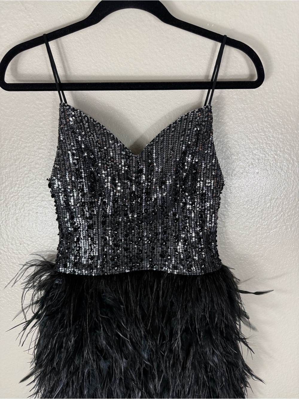 Mac Duggal Black Sleeveless Sequin Dress with Feather Skirt - Picture 5 of 8